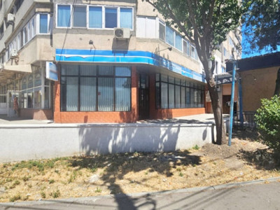 Vanzare Spatiu Comercial - 81mp, Vad stradal, Pozitie Centrala!
