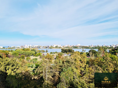  2 camere | Vedere superbă la lac | Vis-a-vis de parc | City Park Mall